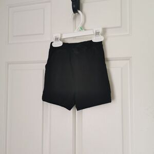 5/$10 George boys shorts size 18-24 m
